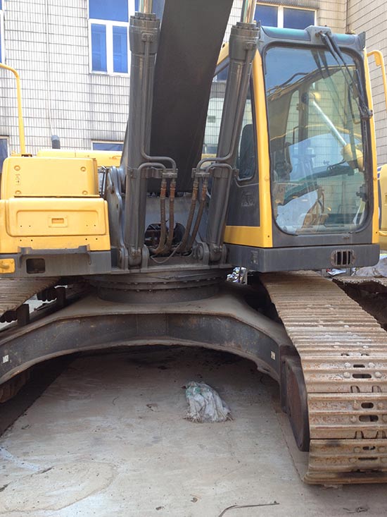 �֠���EC240B